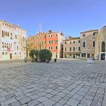 Vignola Piccola Sleeps 5 Air Con Wifi
